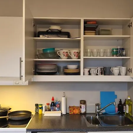 Apartment Moller Station